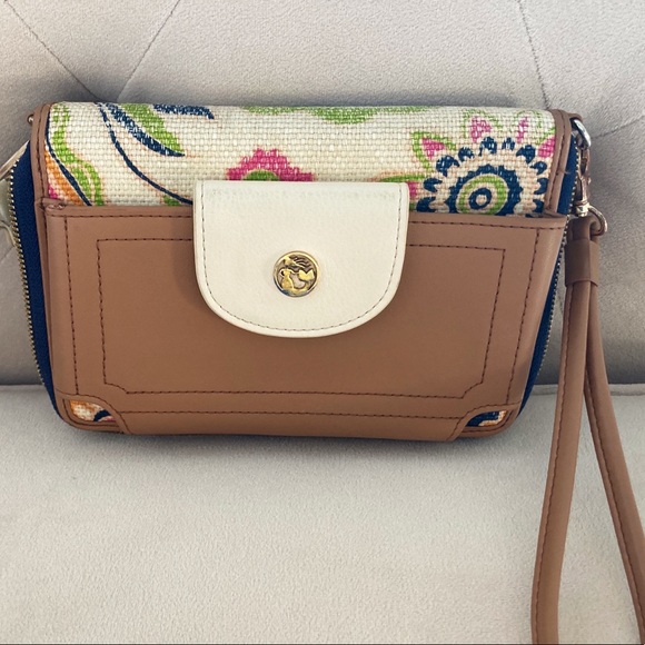 Spartina 449 Handbags - - Spartina wristlet wallet